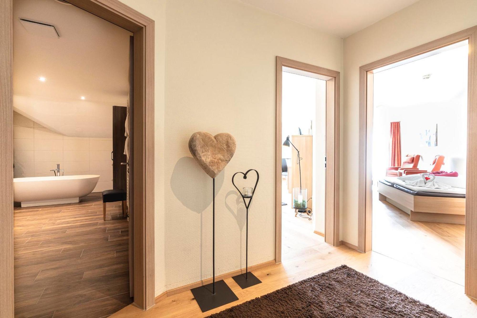 Hotel Dirsch Wellness & Spa Resort Emsing Екстер'єр фото