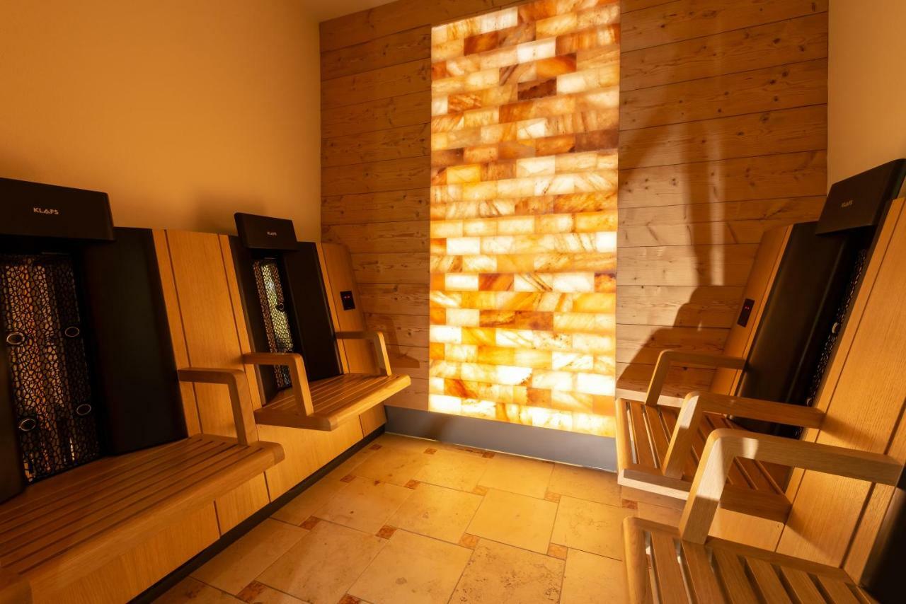 Hotel Dirsch Wellness & Spa Resort Emsing Екстер'єр фото