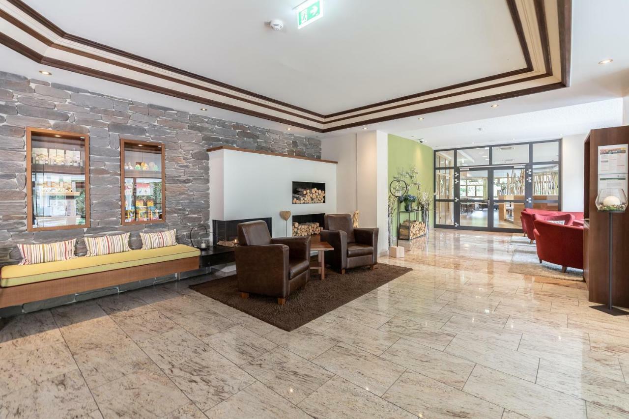 Hotel Dirsch Wellness & Spa Resort Emsing Екстер'єр фото