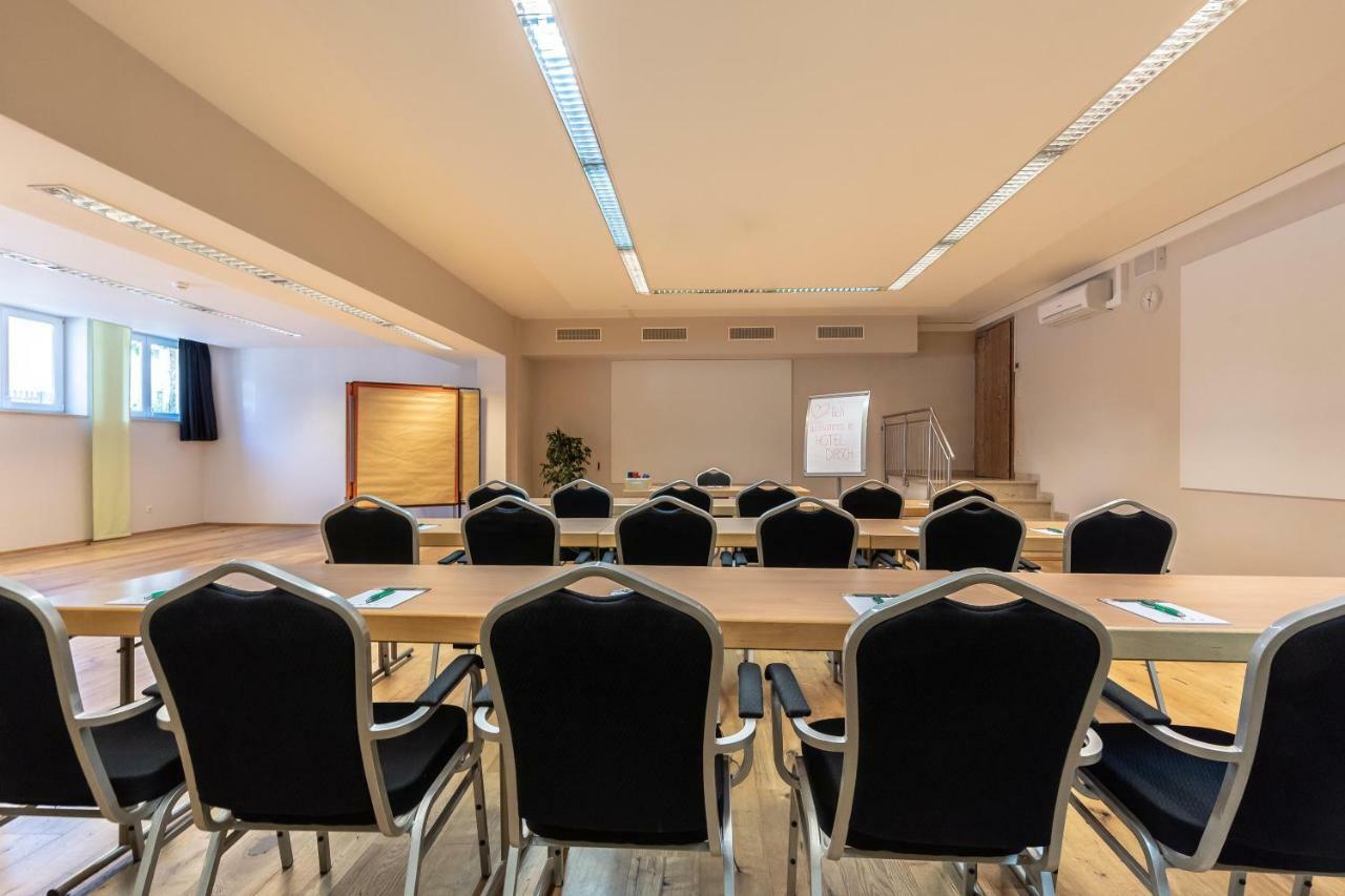 Hotel Dirsch Wellness & Spa Resort Emsing Екстер'єр фото